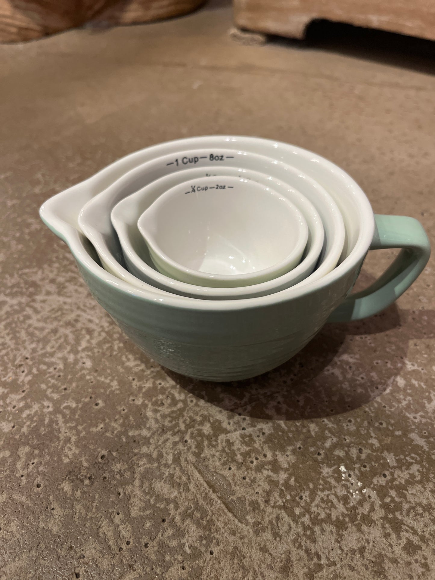 Batter Bowl Measuring Cups set/4