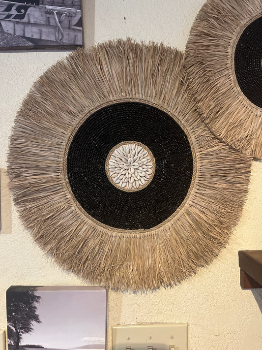 Shell Round Wall Hanging Med