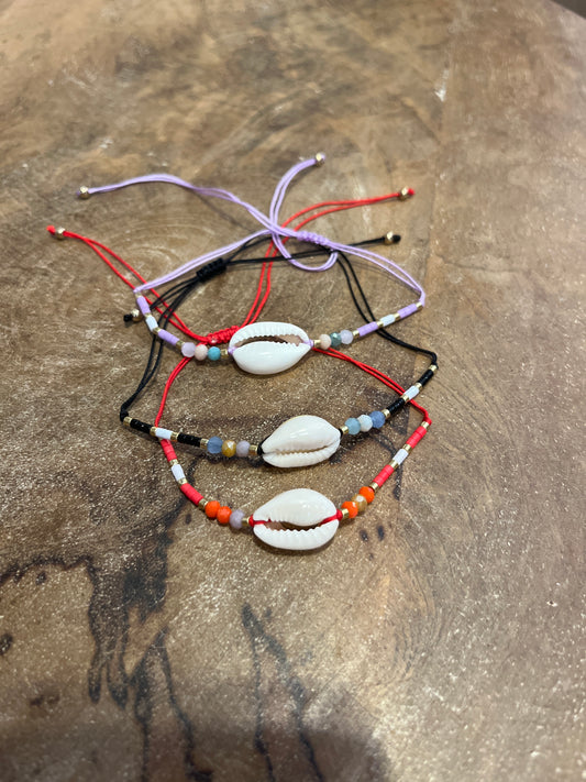 Beaded Cowrie Bracelet