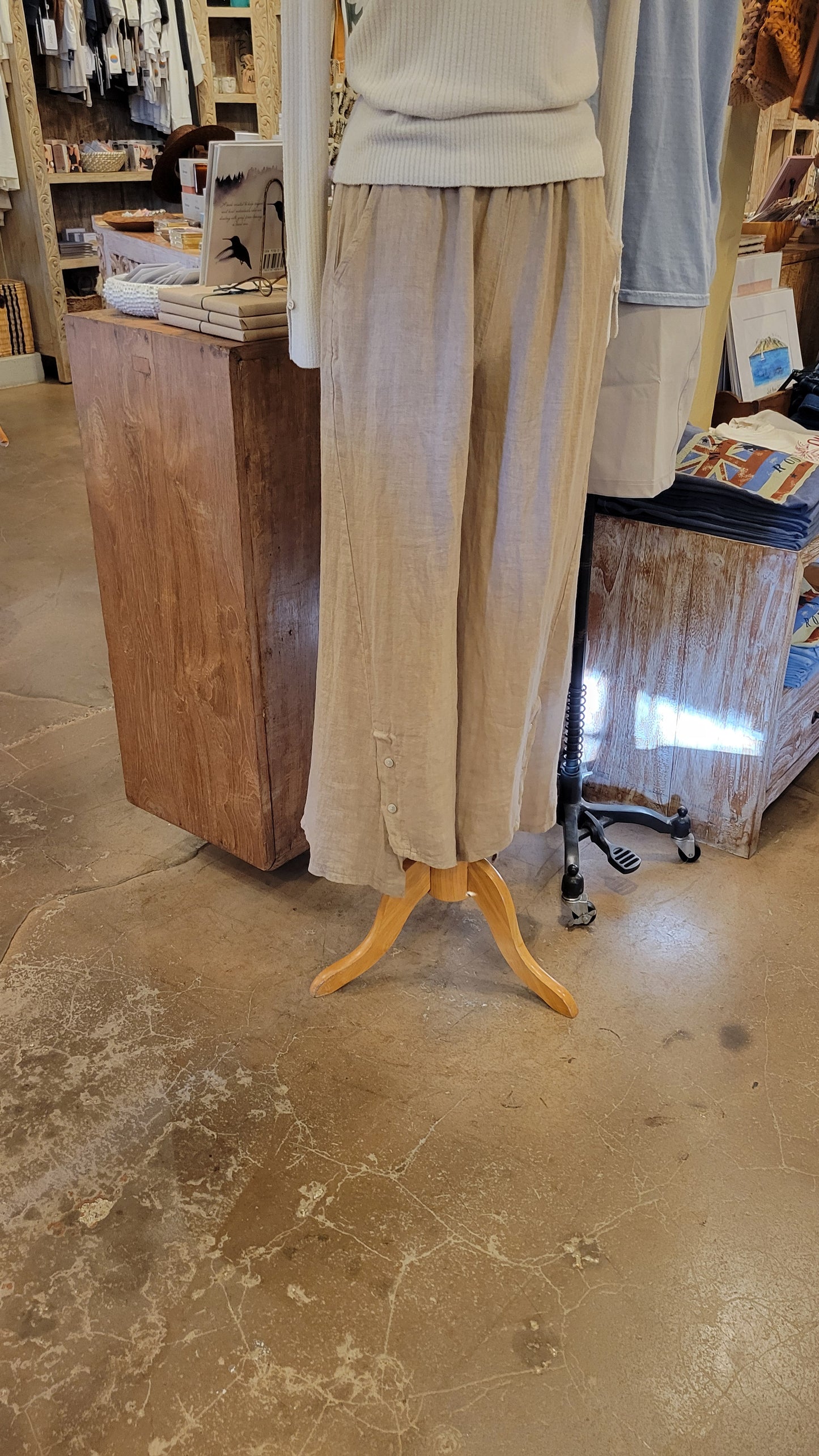 Side Button Wide Leg Pant