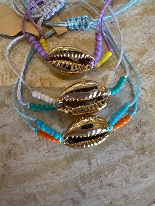 Bead Shell Bracelet