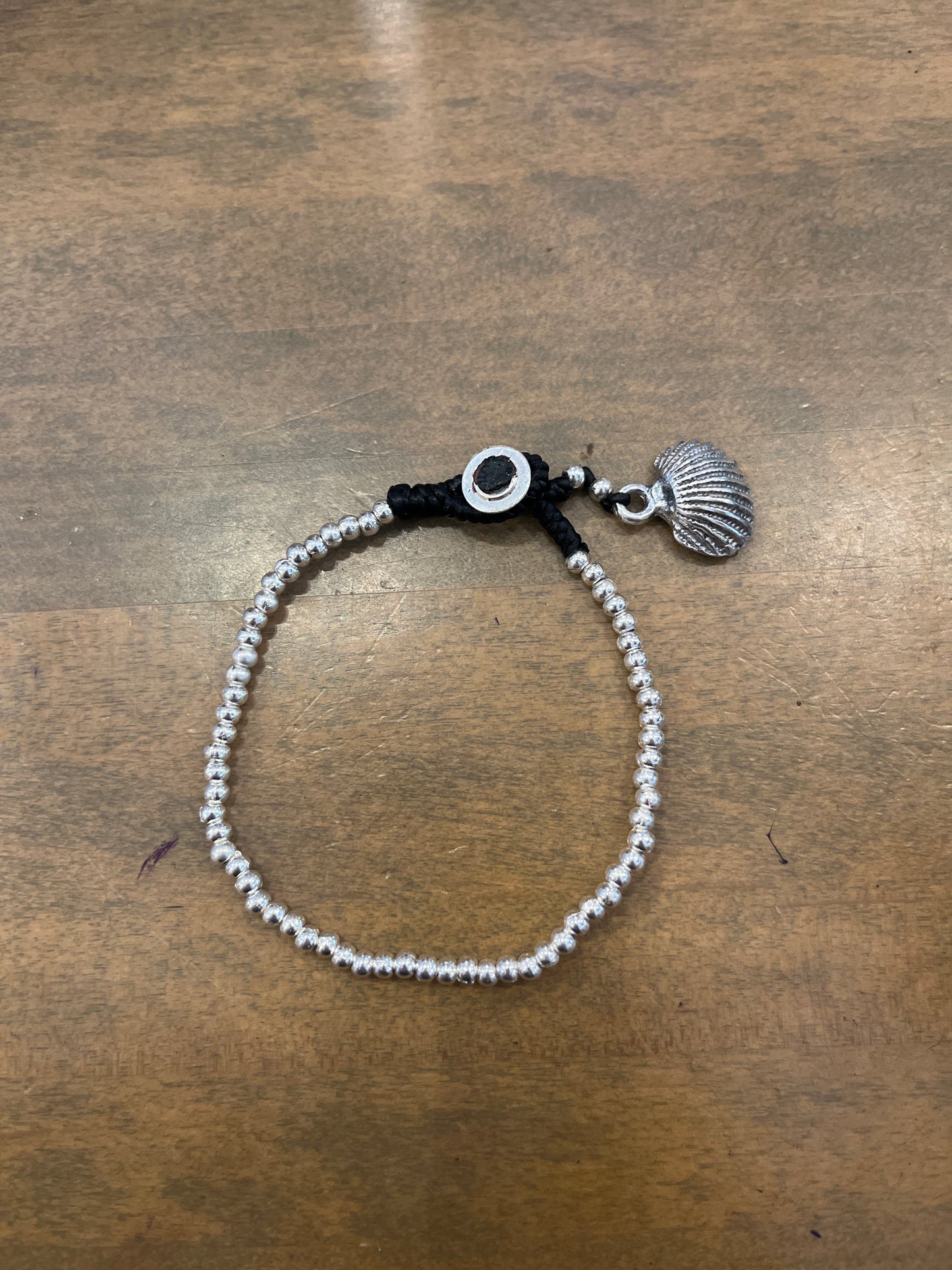 Metal Bracelet w/Shell