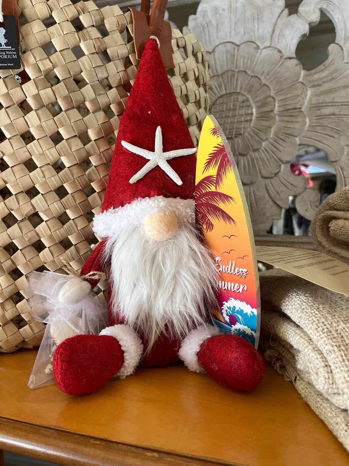 Santa w/Surfboard & Shells