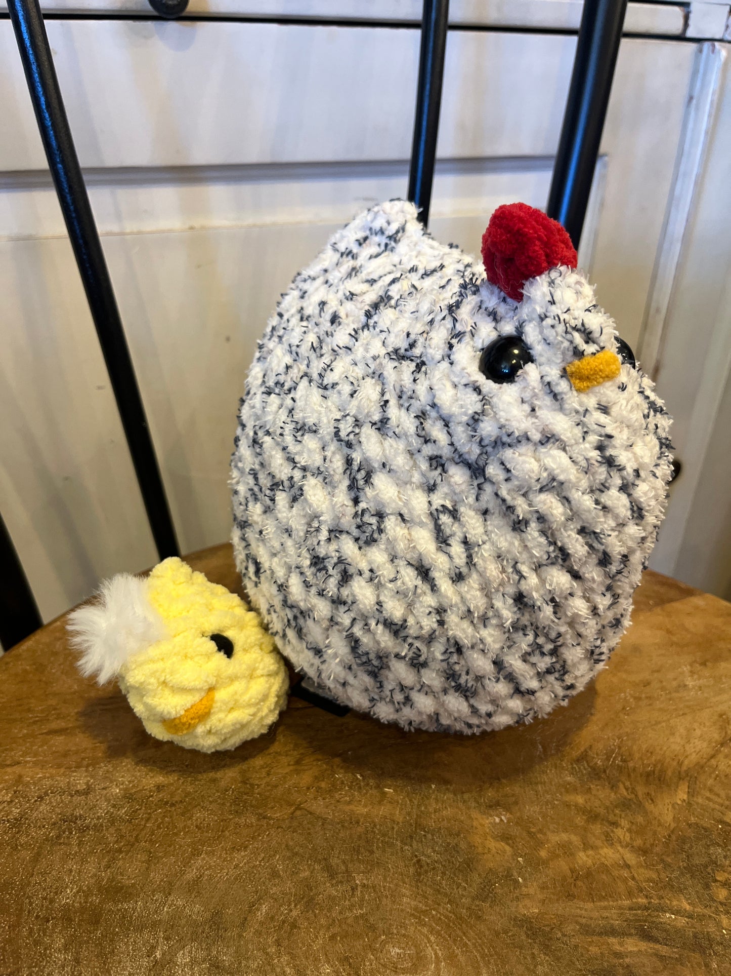 Mama Speckled Chicken