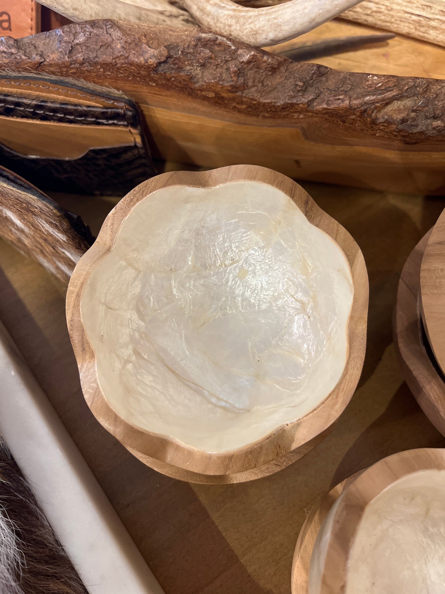 Medium Flower MOP Bowl
