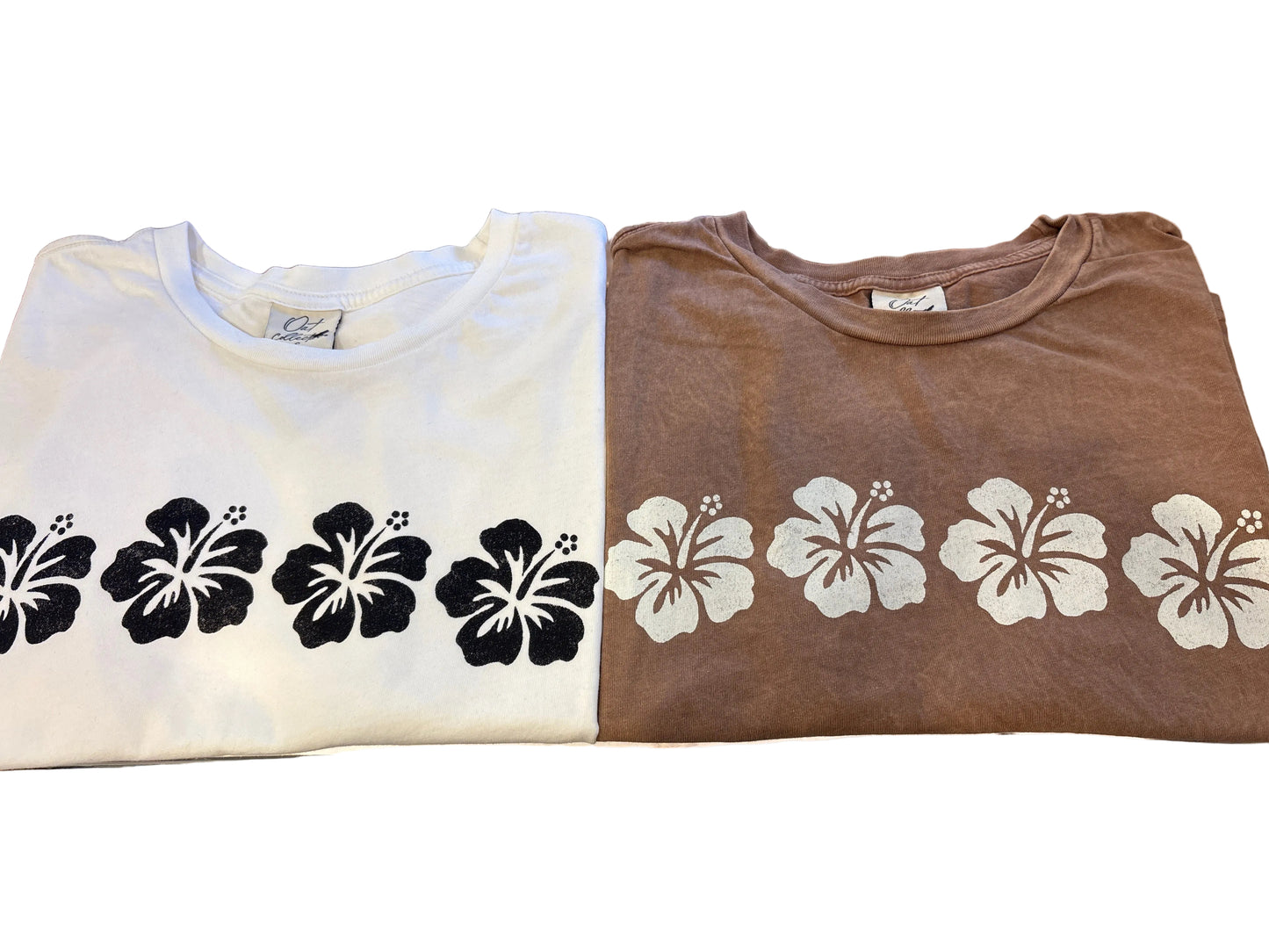 Hibiscus Row Cropped Tee