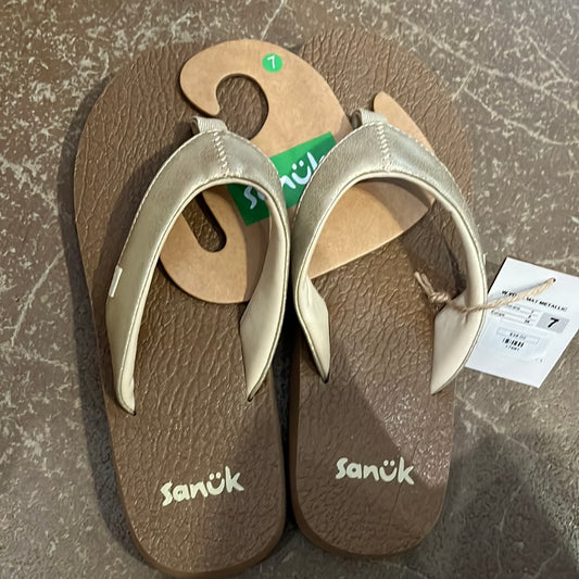 Yoga Mat Metallic Sandals