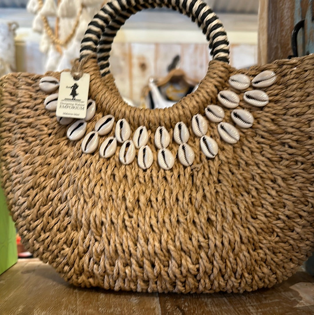 Cowrie Clutch Purse