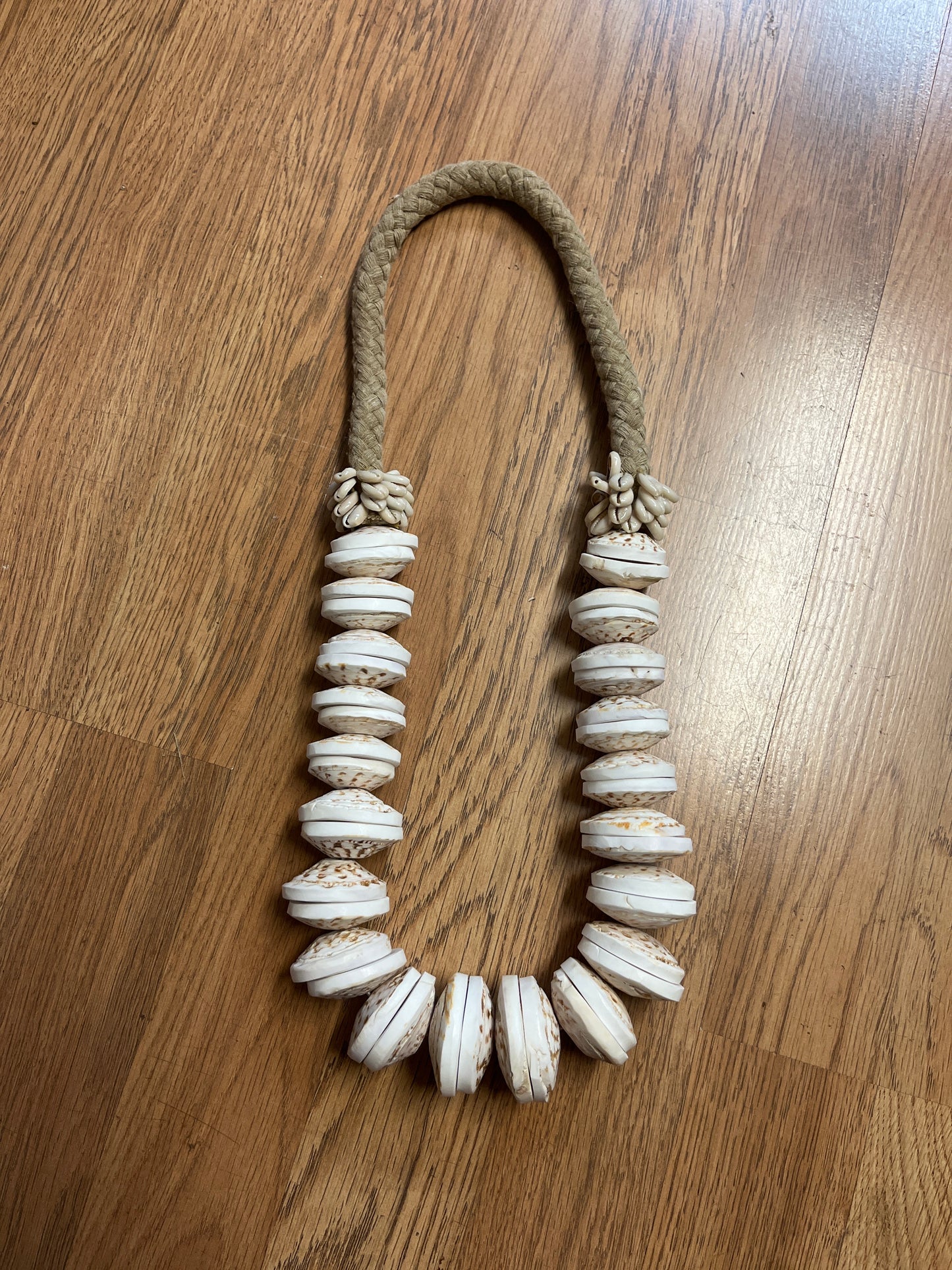 Large Puka Decor